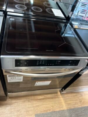 Open Box Frigidaire FCFI308CBS 30-inch induction stove with sleek design