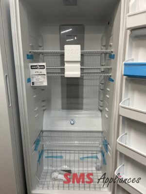 Open Box Freezers FFUE2022AWT Frigidaire - Image 3