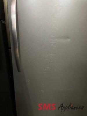 Open Box Freezers FFUE2024AN Frigidaire - Image 5