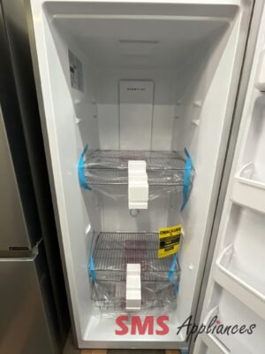 Open Box Freezers FFFU16F2VV Frigidaire - Image 3