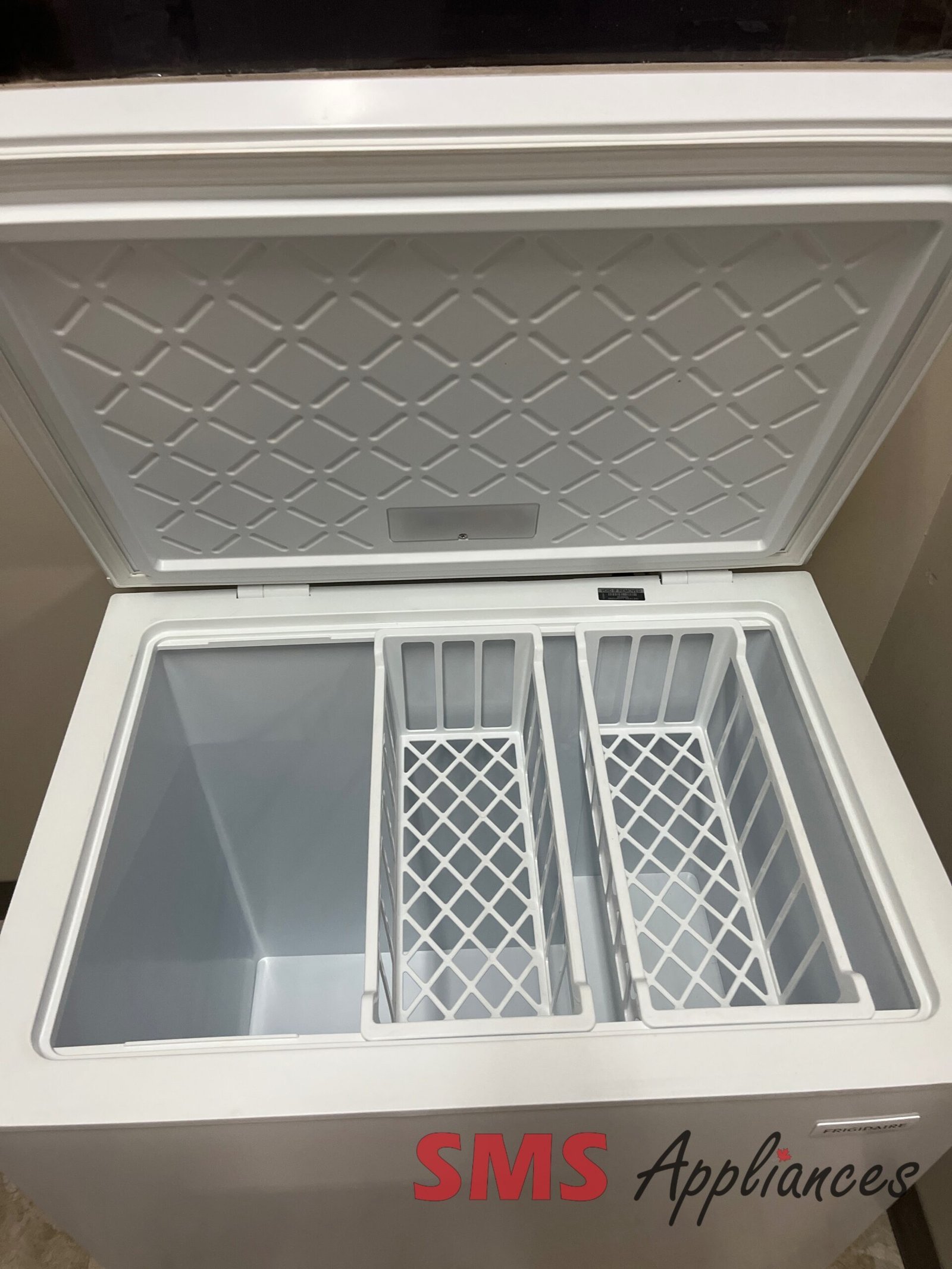 Open-Box-Freezers-FFCS0762AW-2-scaled-1.jpg Open Box Freezers FFCS0762AW Frigidaire - Image 2