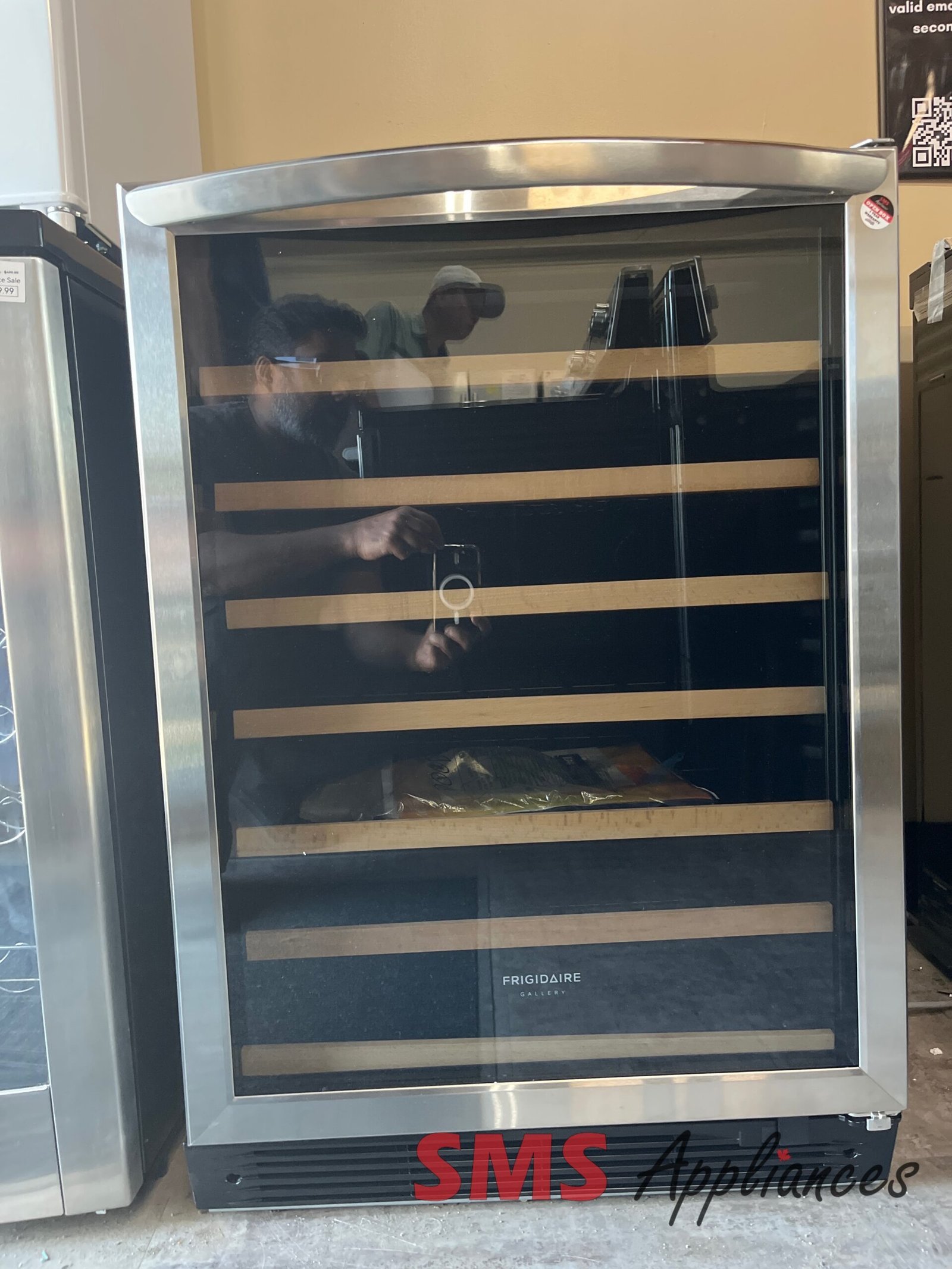 Open-Box-Fridges-FGWC5233TS-1-scaled-1.jpg Open Box Fridges FGWC5233TS Frigidaire - Image 1