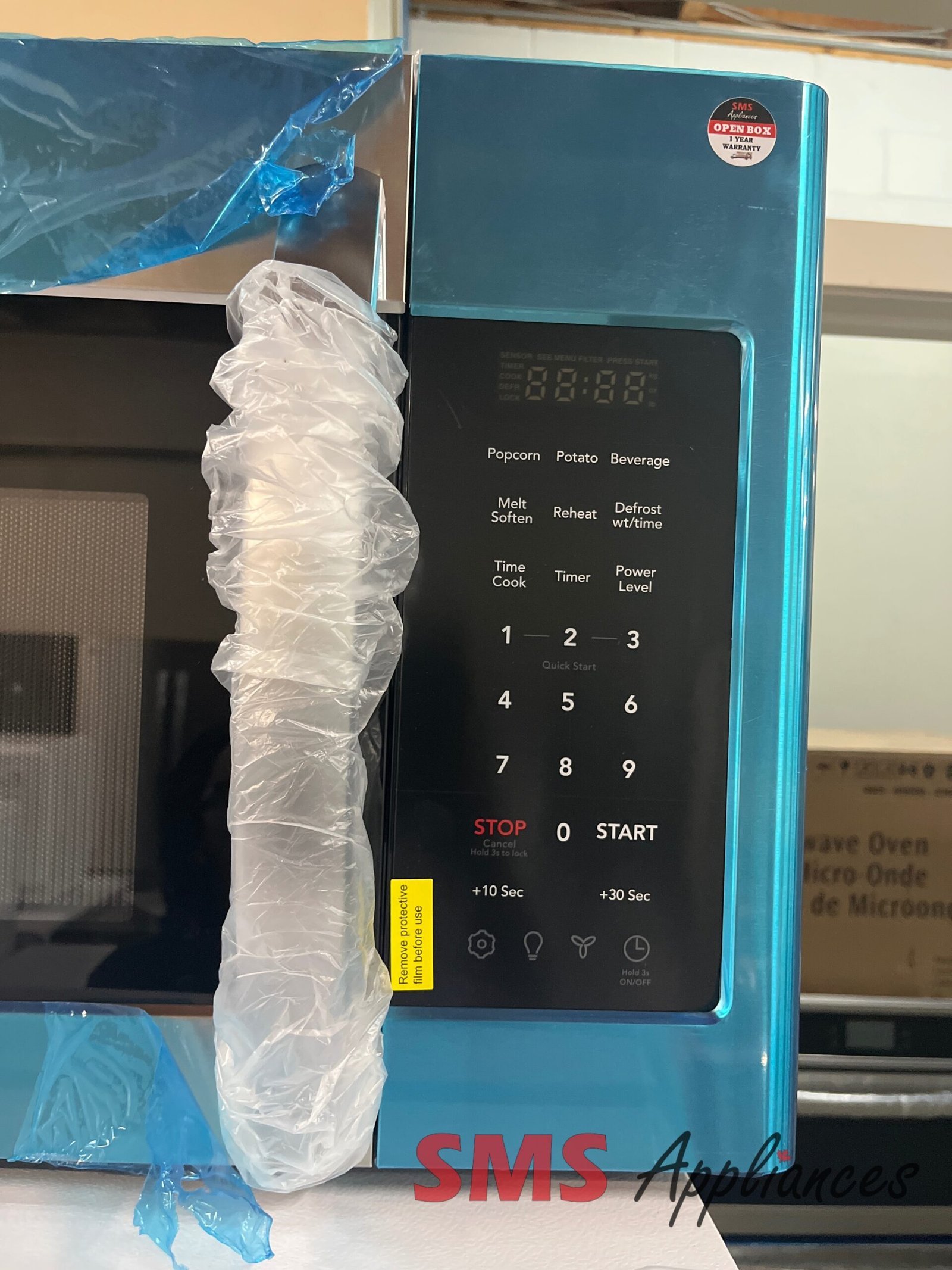 Open-Box-Microwaves-FMOS1846BSE-3-scaled-1.jpg Open Box Microwaves FMOS1846BSE Frigidaire - Image 3