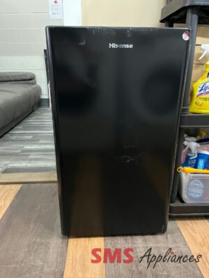 Open Box Fridges HRC033ABE Hisense - Image 1